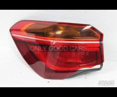 BMW X1 F48 fanale post esterno sinistro 000308