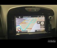 RENAULT Clio KX39032 - 15