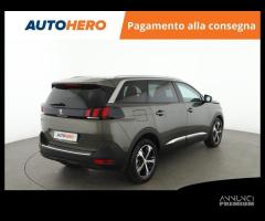 PEUGEOT 5008 EJ70679