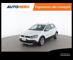 VOLKSWAGEN Polo UC30426