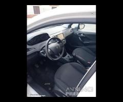 Peugeot 208 HDi 75cv euro6 - 9