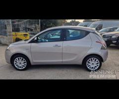 Lancia Ypsilon III 2011 1.3 mjt Gold 95 Cv - 22