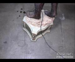 Statua Raffigurante Un Servo Di Colore - 11