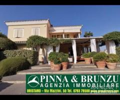 ORISTANO - VILLA c/ Piscina