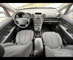Kia Carens 2.0 CRDI 7 POSTI - 7