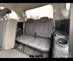 Kia Carens 2.0 CRDI 7 POSTI - 9