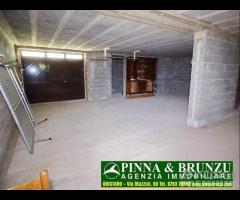 MANDRIOLA - VILLA libera 4 lati Giardino - 26