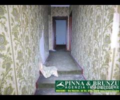 Oristano - abit. semindipendente via t falliti - 30