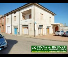 ABBASANTA - Fronte stazione FS - Locale Comm - 6