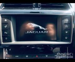 JAGUAR XE 2.0 D 180 CV aut. Prestige pelle - nav - 17