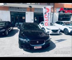 JAGUAR XE 2.0 D 180 CV aut. Prestige pelle - nav - 30