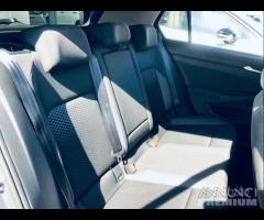 VOLKSWAGEN Golf 2.0 TDI SCR Style - 11