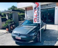 VOLKSWAGEN Golf 2.0 TDI SCR Style - 25