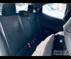 TOYOTA Yaris 1.5 Hybrid 5 porte Business - 15