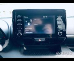 TOYOTA Yaris 1.5 Hybrid 5 porte Business - 17