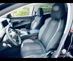 PEUGEOT 3008 BlueHDi 130 S&S Business NERA - CAR - 28