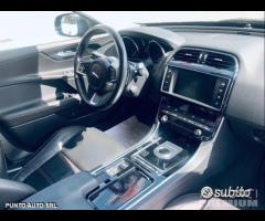 JAGUAR XE 2.0 D 180 CV aut. Prestige pelle - nav - 8