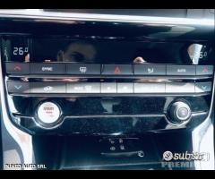 JAGUAR XE 2.0 D 180 CV aut. Prestige pelle - nav - 14