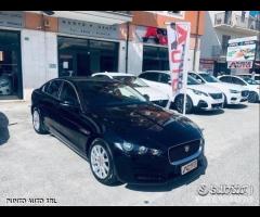 JAGUAR XE 2.0 D 180 CV aut. Prestige pelle - nav - 21