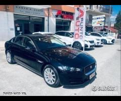 JAGUAR XE 2.0 D 180 CV aut. Prestige pelle - nav - 30