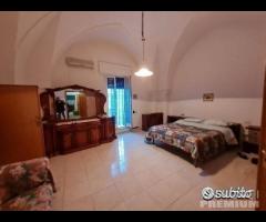 Via Regina Elena 3 vani e accessori con terrazzo - 6