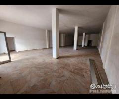 Locale commerciale 234mq - 9