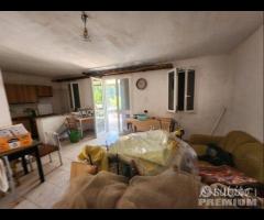 Casetta con terreno - 11