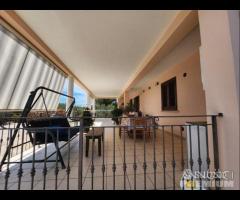 Villa con piscina - 25