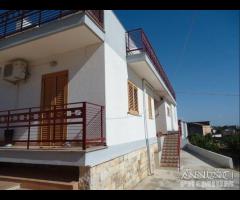 Villa in zona semi centrale