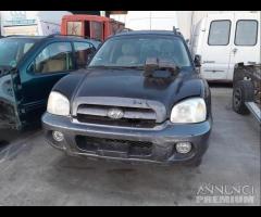 Hyundai Santa Fè 2005 Demolita - Per Ricambi