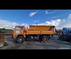 FIAT ACM 90 CON SPARGISALE E ATTACCO LAMA NEVE