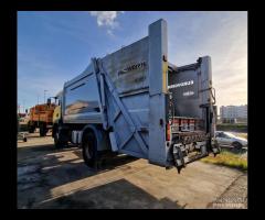AUTOCARRO COMPATTATORE MAN mod: 18.320