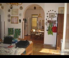 Tre fontane villa 4 vani con terrazzo v. mare - 10