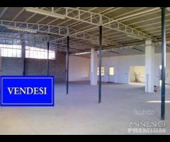 Castelvetrano locale comm. 380 mq c.ca parcheggi