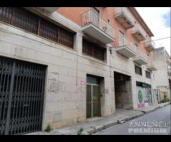 Castelvetrano luminoso appartamento vani 5 in cent