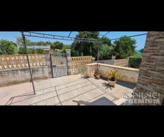 Triscina villa vista mare con 2 appartamenti - 10