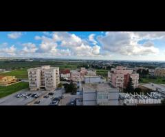 Castelvetrano ampio app. 9 vani via roma - 21