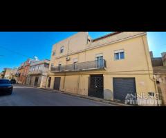 Castelvetrano casa ind. con garage