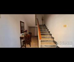 Castelvetrano casa ind. con garage - 8