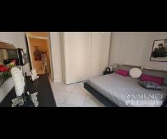 Palermo app. di vani 5 via Orazio Antinori piano 2 - 18