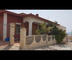 Triscina villa 5 vani con veranda vista mare