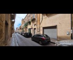 Castelvetrano, locale commerciale via Garibaldi - 7