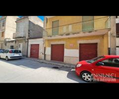 Castelvetrano, casa ind. Con garage in centro - 13