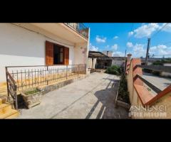 Selinunte casa ind. 6 vani con giardino - 12