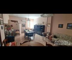 Castelvetrano casa ind. con garage - 17