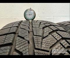 4 gomme 225/40 R19 - 93W. Sailun Invernali all 98%