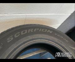 2 gomme 225/70 R16. Pirelli Scorpion 90%
