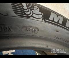 2 gomme 265/45 R20. Michelin Invernali all 90%