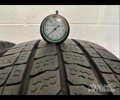 2 gomme 215/60 R16 C. Kleber Invernali