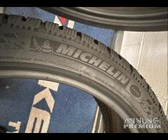4 gomme 215/45 R18. Michelin Invernali all 95%